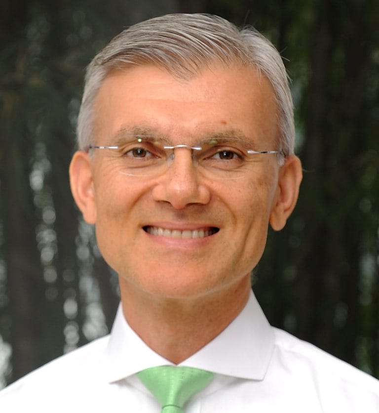 Podcast with Razeen Sally, author of “Return to Sri Lanka: Travels in a Paradoxical Island”