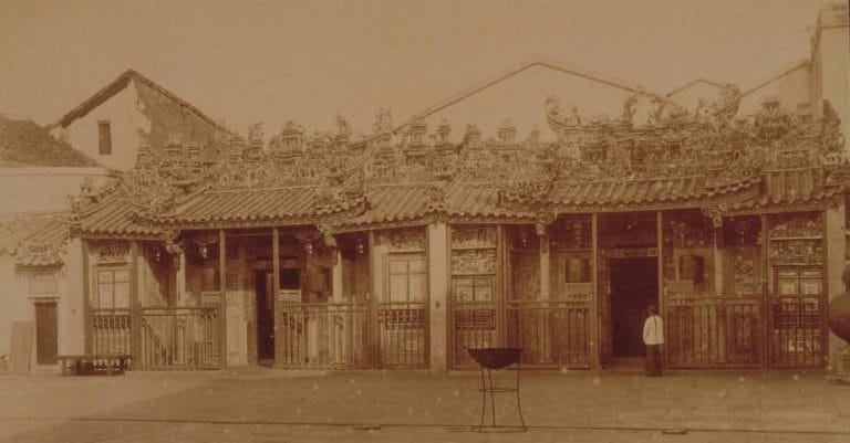 “Divine Custody: A History of Singapore’s Oldest Teochew Temple” by Yeo Kang Shua