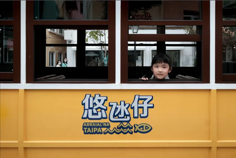 “Poética Urbana: Urban Poetry”, photography by Gonçalo Lobo Pinheiro